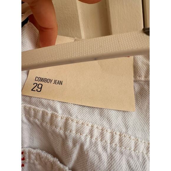 NWT Urban Outfitters BDG Mid-Rise Cowboy Jean - Destroyed Denim Size 29 - Picture 5 of 8